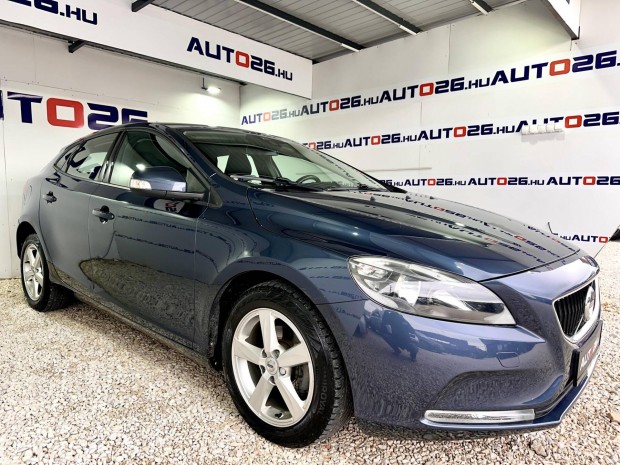 Volvo V40 2.0 D [D2] Kinetic D2 Kinetic - V�gig...
